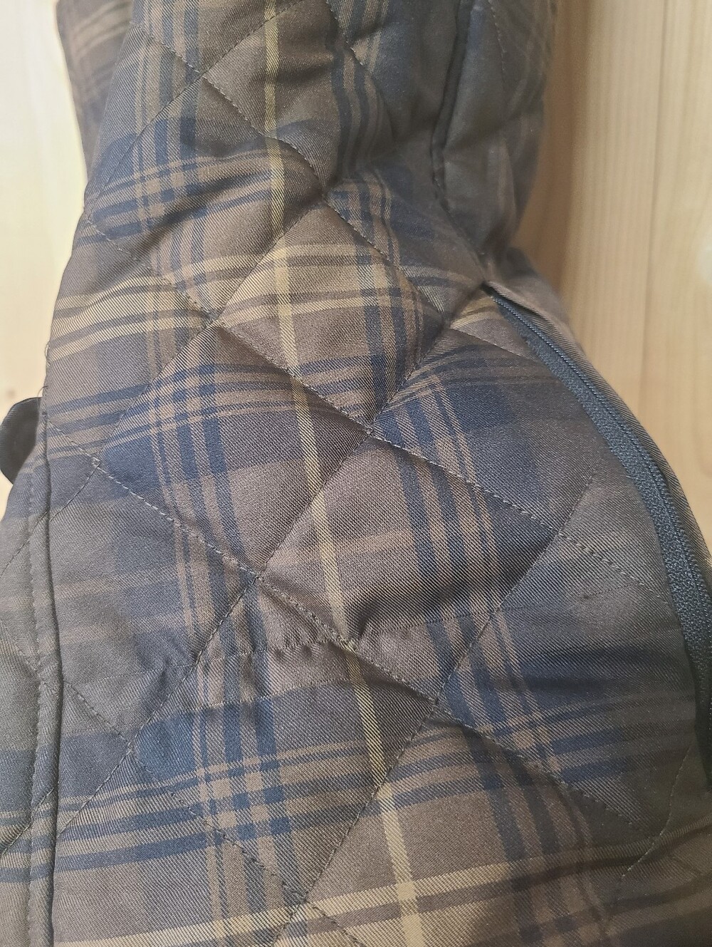 Lauren Ralph Lauren Brown Plaid Quilted Vest with Corduroy Trim - Picture 4 of 8